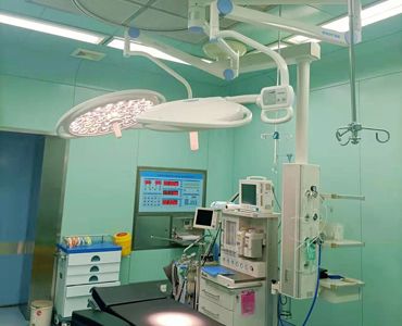 Medik Provides Operating Lights and General Hospital Beds in German Public Hospi